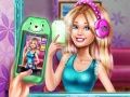 Gra Ellie Fab Selfie w Internecie