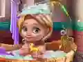 Gra Goldie Pielęgnacja Dziecka w Kąpieli w Internecie