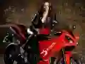 Gra Motocykl i Dziewczyny Zjeżdżalnia w Internecie